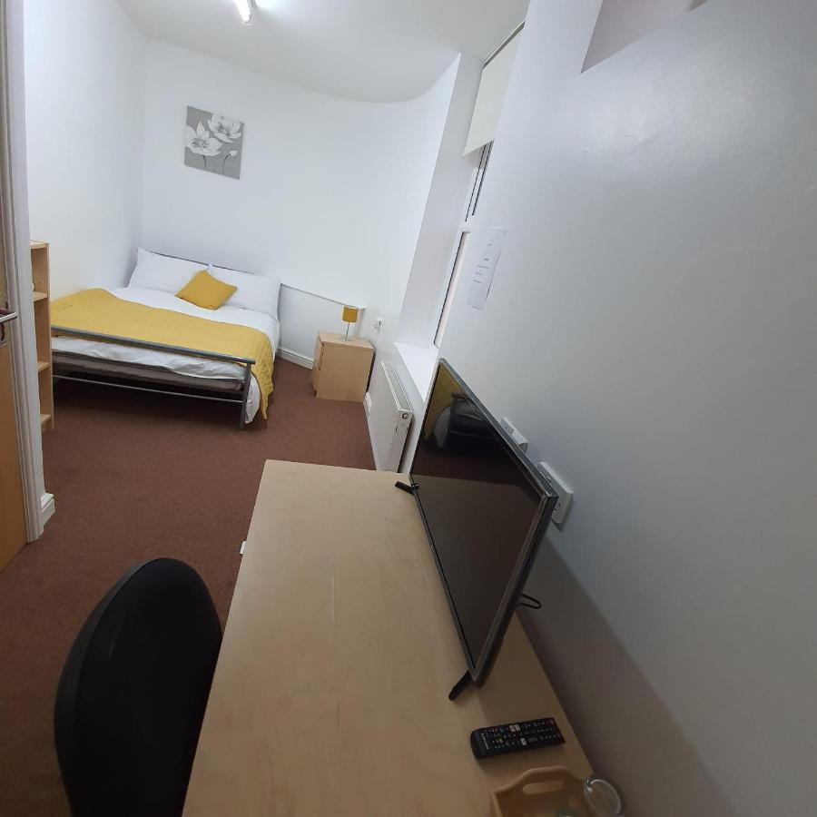 D19 Sangha Hall Leicester Eksteriør bilde